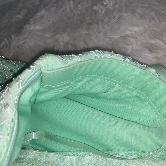 SOLD‼️ Formal Dress - Picture 7 of 8